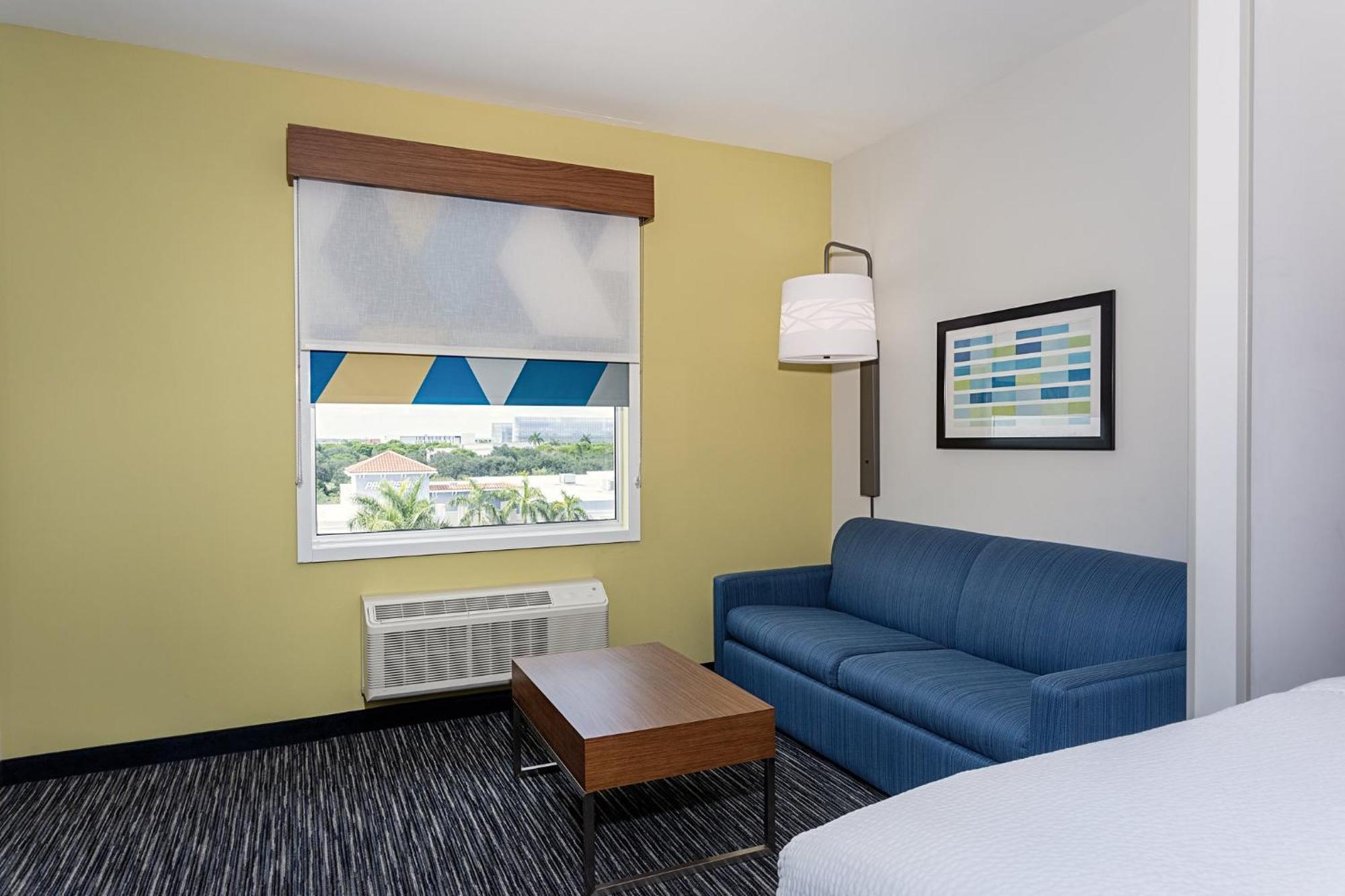 Holiday Inn Express & Suites - Miramar By Ihg Exteriér fotografie