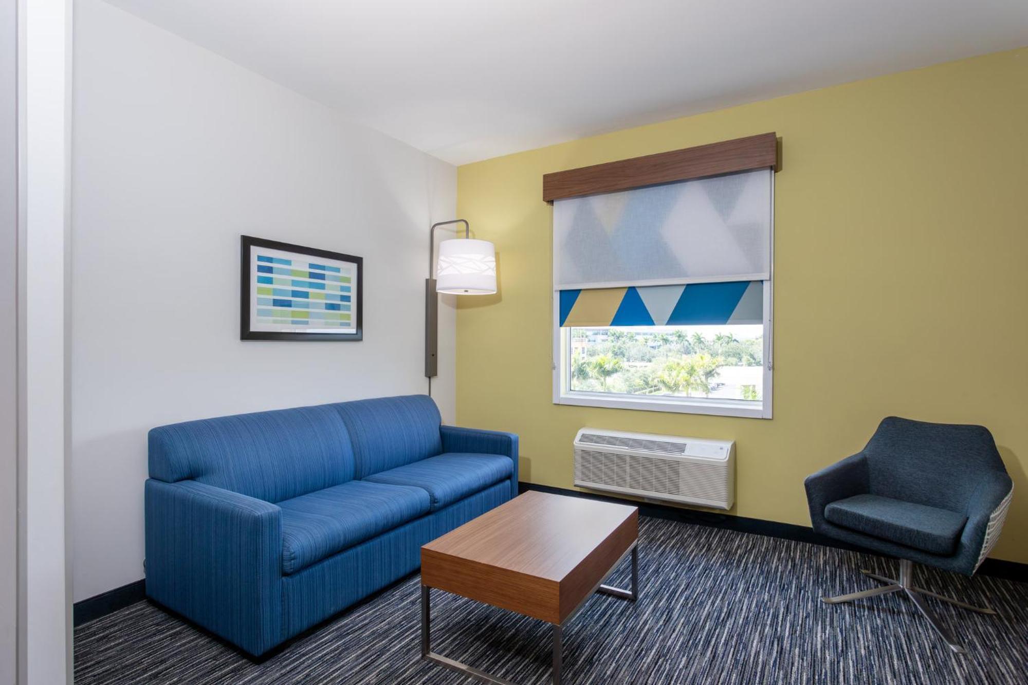 Holiday Inn Express & Suites - Miramar By Ihg Exteriér fotografie